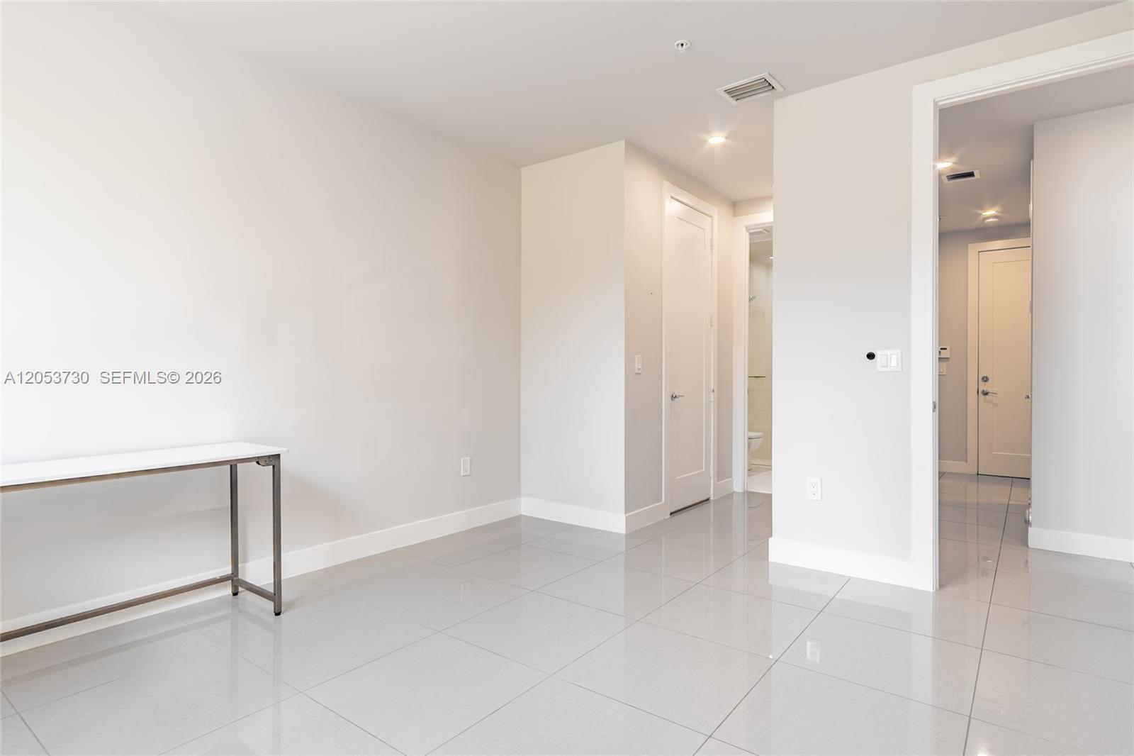 A12053730 Property Photo 8