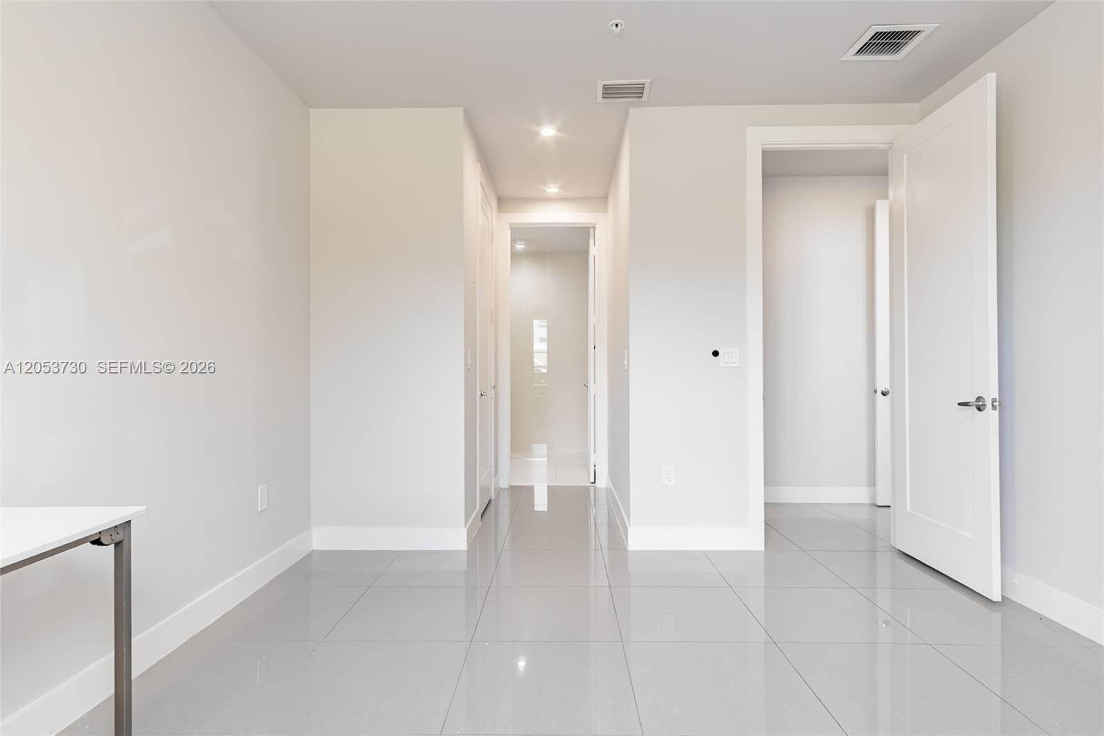 A12053730 Property Photo 9