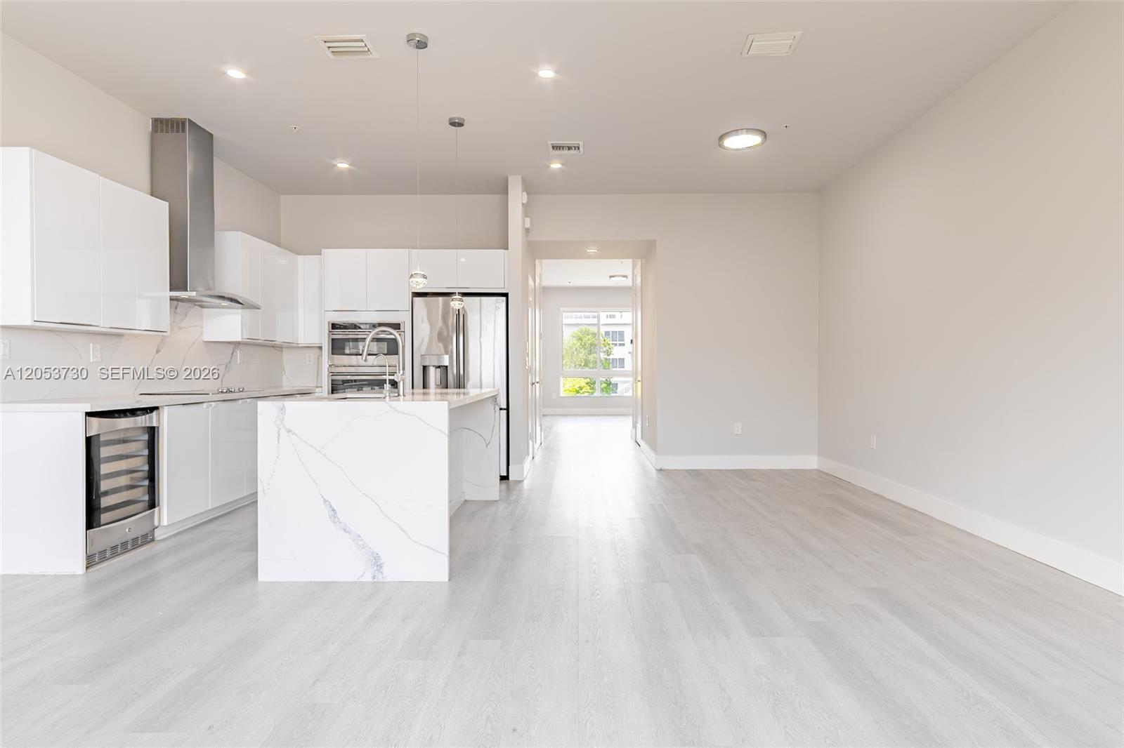 A12053730 Property Photo 19