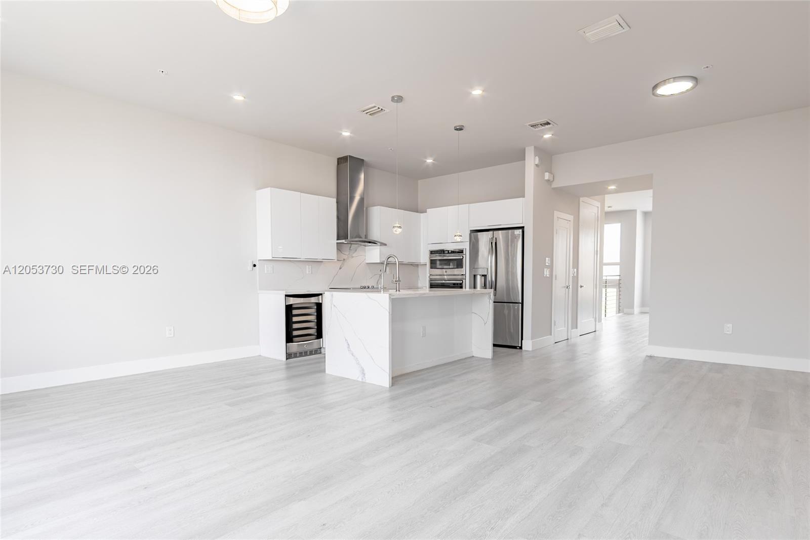A12053730 Property Photo 20