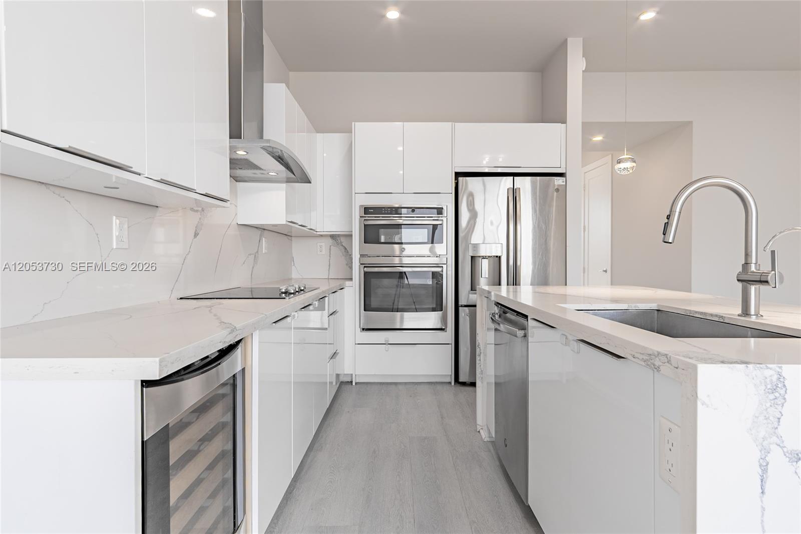 A12053730 Property Photo 21