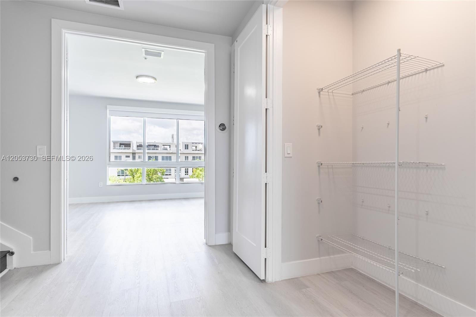 A12053730 Property Photo 31