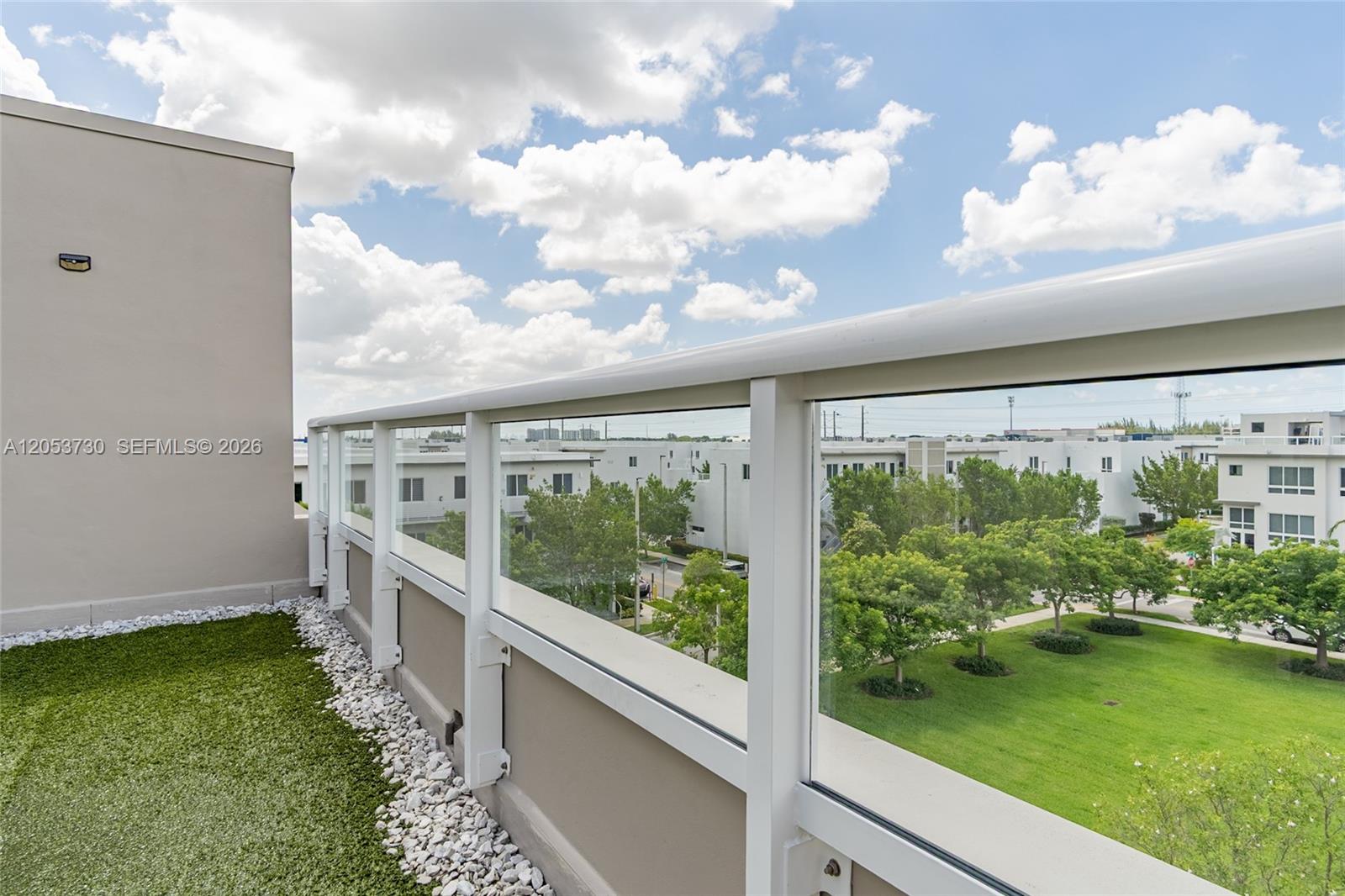 A12053730 Property Photo 40