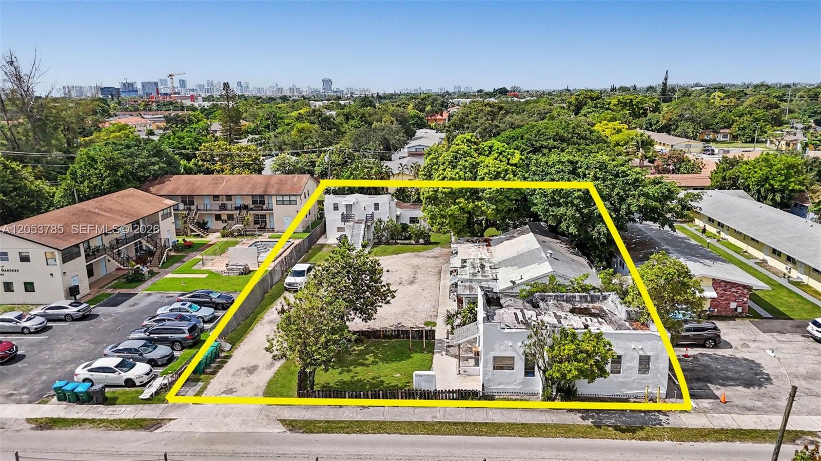 2306 Van Buren Street Property Photo 12