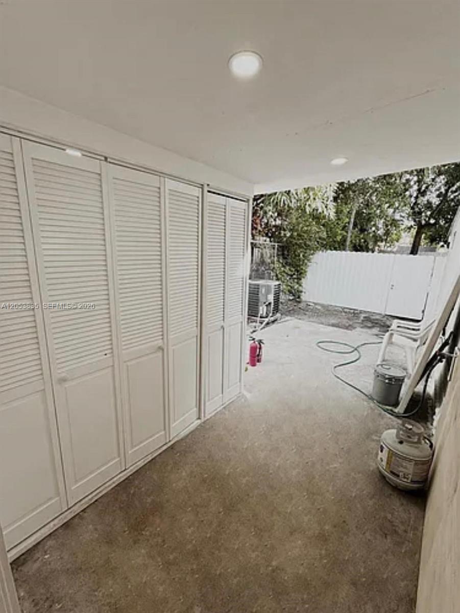 1237 Nw 33rd Avenue Property Photo 10