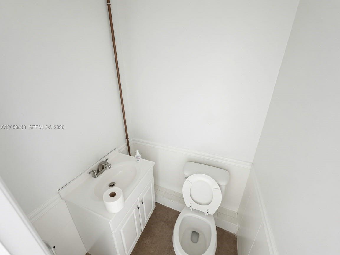 100 Sw 15th Street 50 Property Photo 4