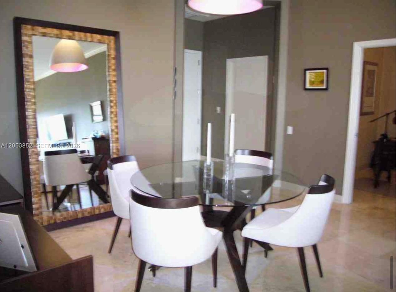 808 Brickell Key Drive 606 Property Photo 3