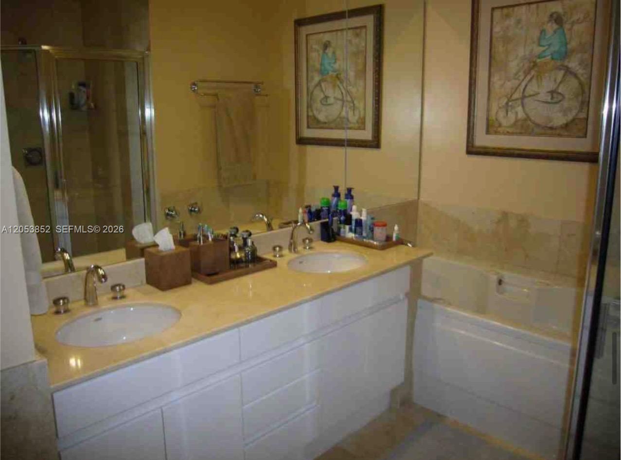 808 Brickell Key Drive 606 Property Photo 8