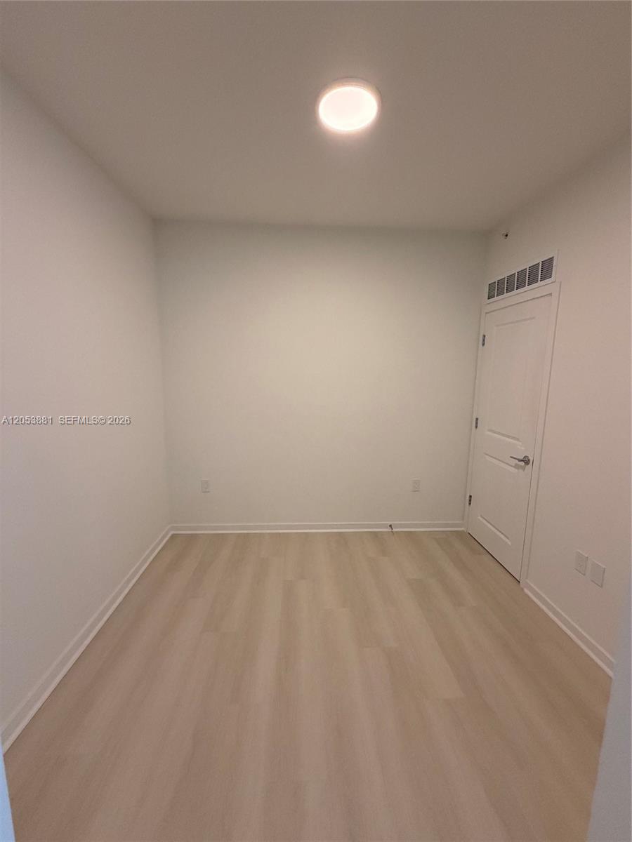 5563 Millenia Park Boulevard 212 Property Photo 13