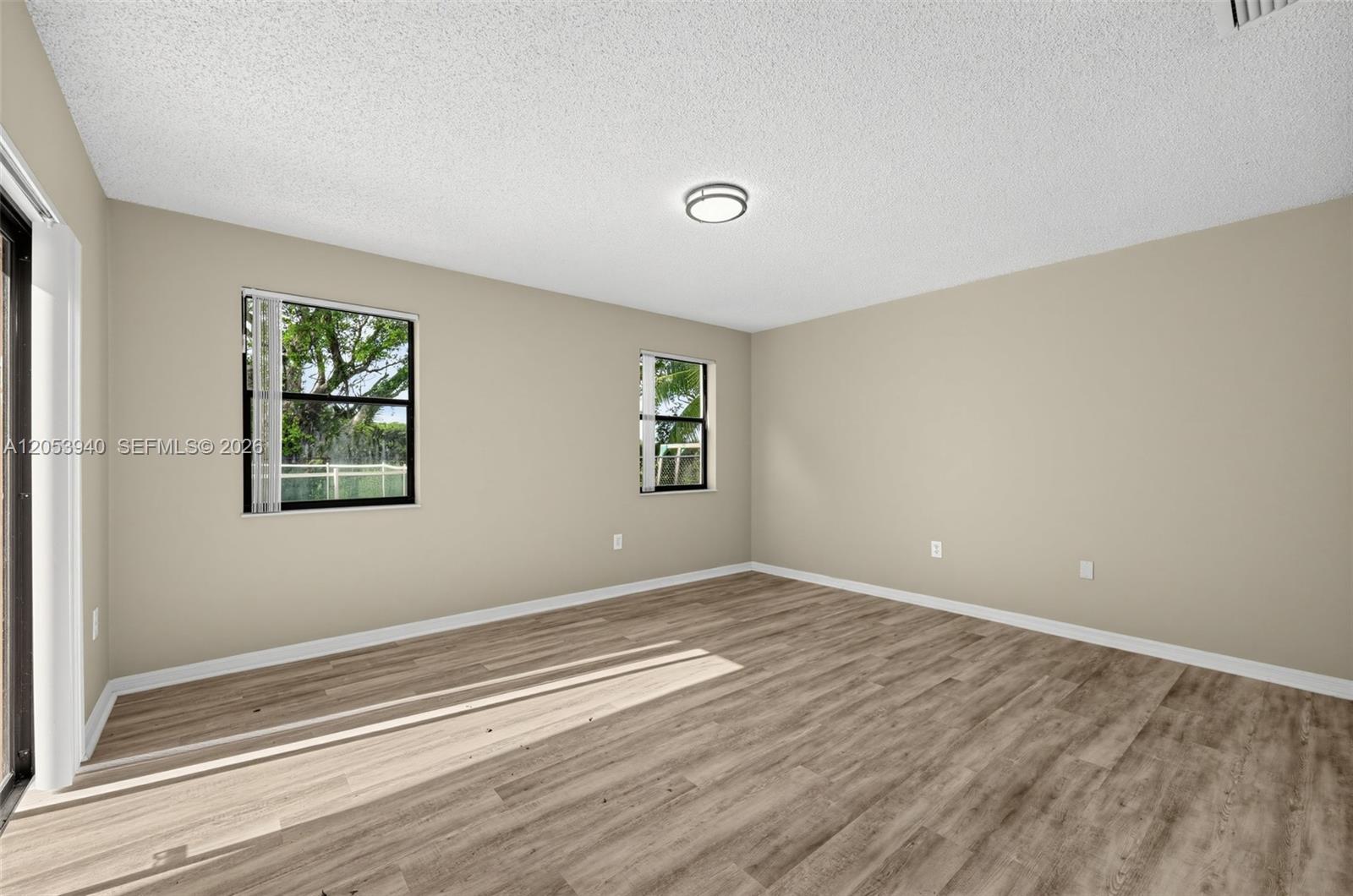 15600 Gauntlet Hall Manor Property Photo 18