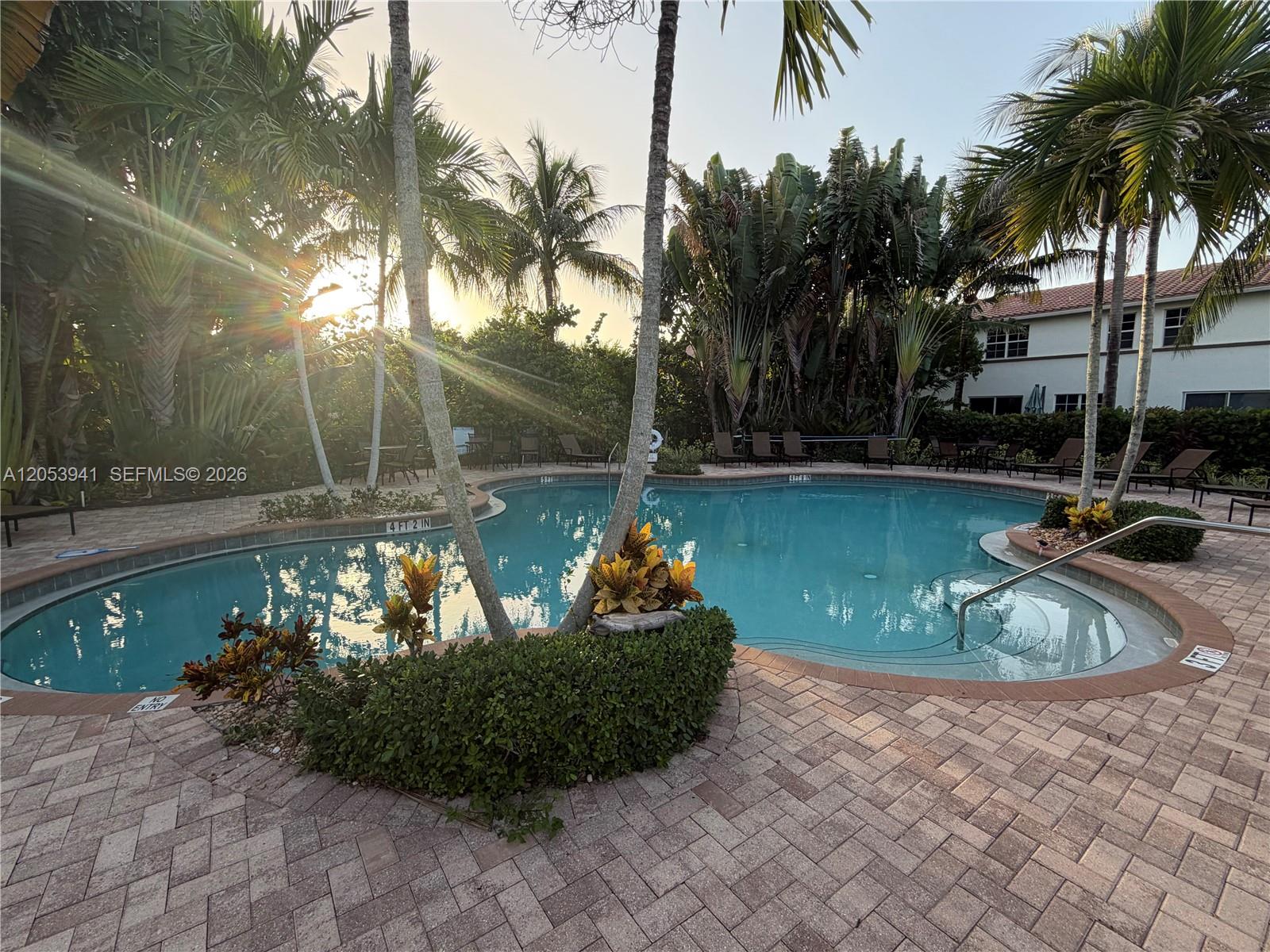 A12053941 Property Photo 26