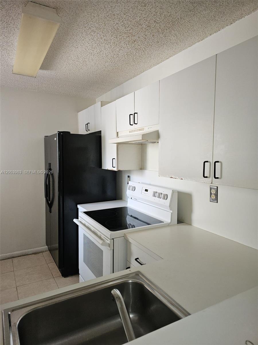 15721 Sw 137th Avenue 204 Property Photo 5
