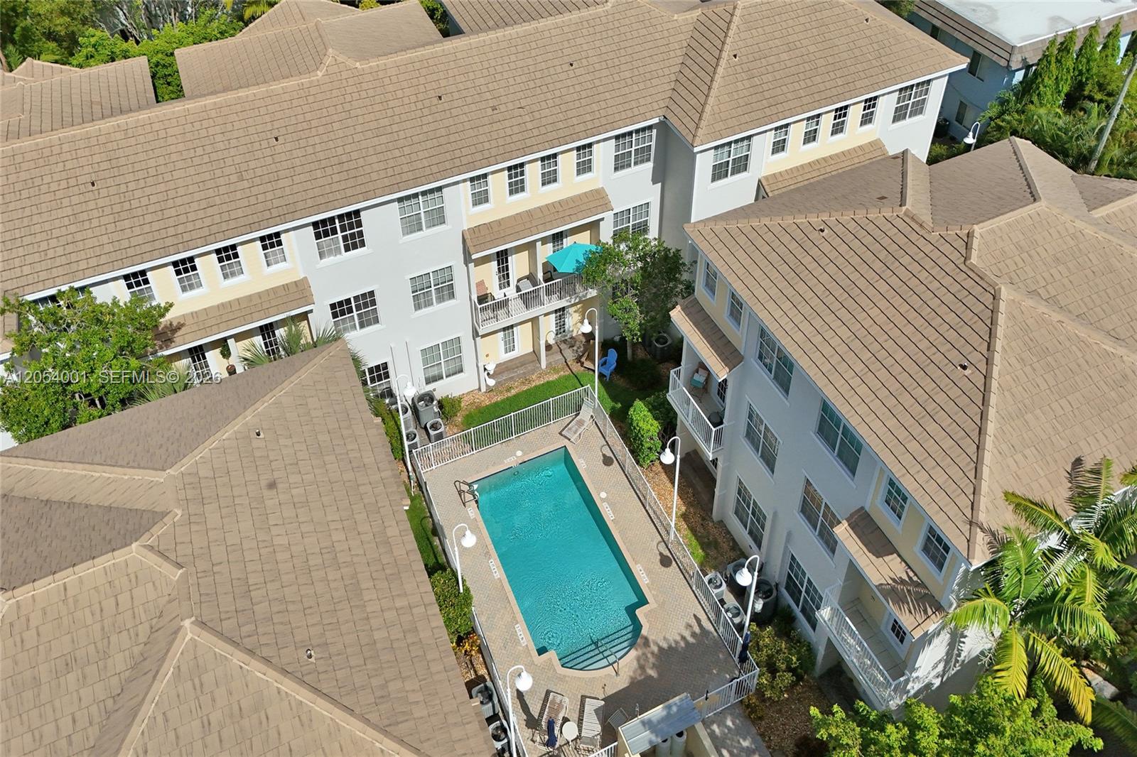 2726 Old Florida Trail Property Photo 3