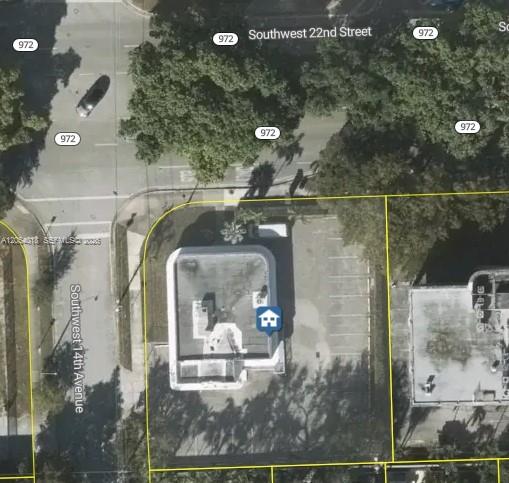 1394 Coral Way Property Photo 5