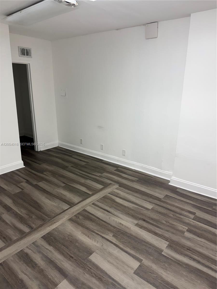 1394 Coral Way Property Photo 13