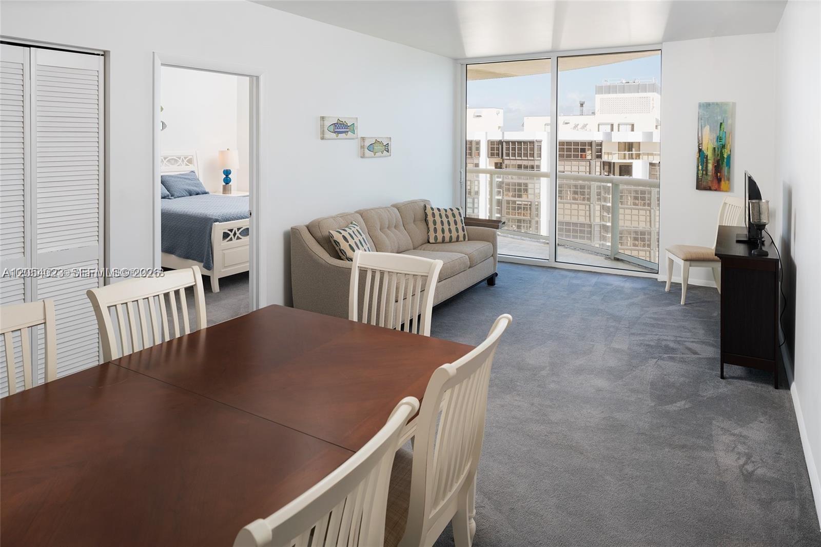 6365 Collins Avenue 1811 Property Photo 6