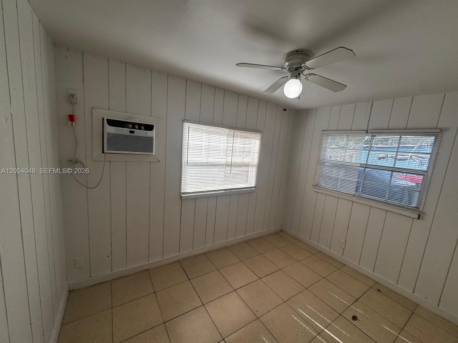 1354 Sw 26th Avenue Property Photo 8