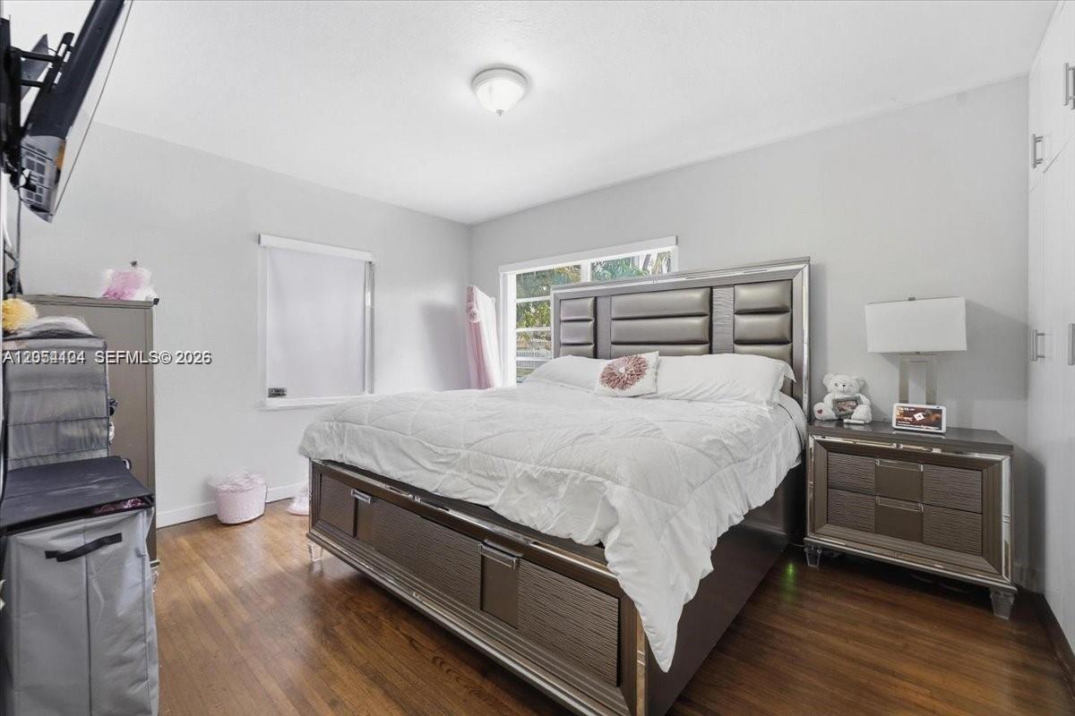 A12054104 Property Photo 8