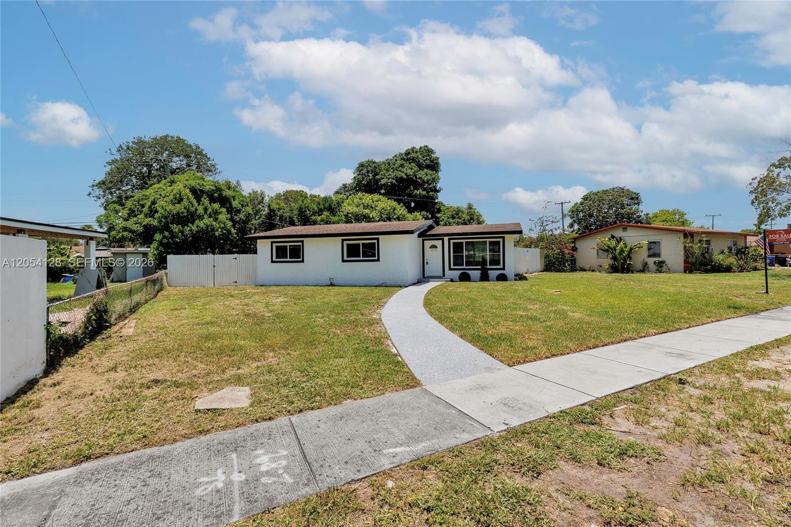 1218 Nw 15th Street Property Photo 1