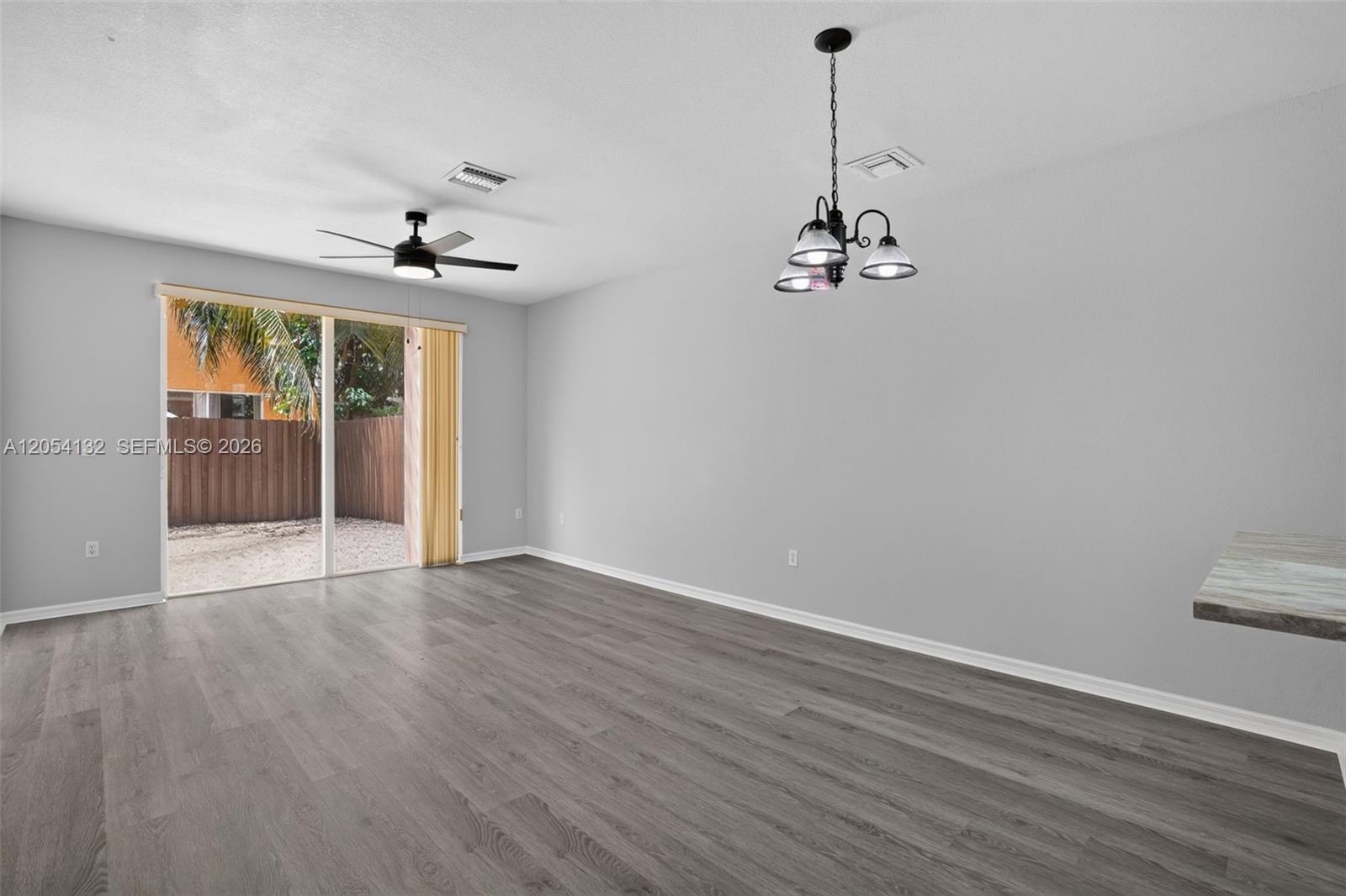 751 Se 2nd Street Property Photo 6