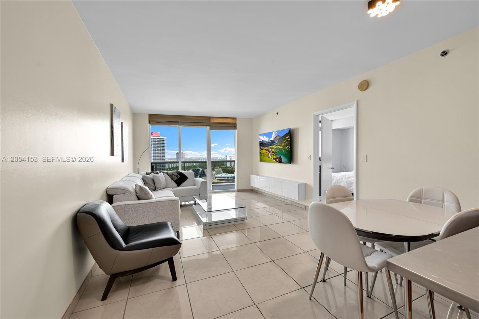 1850 S Ocean Drive 2009 Property Photo 4