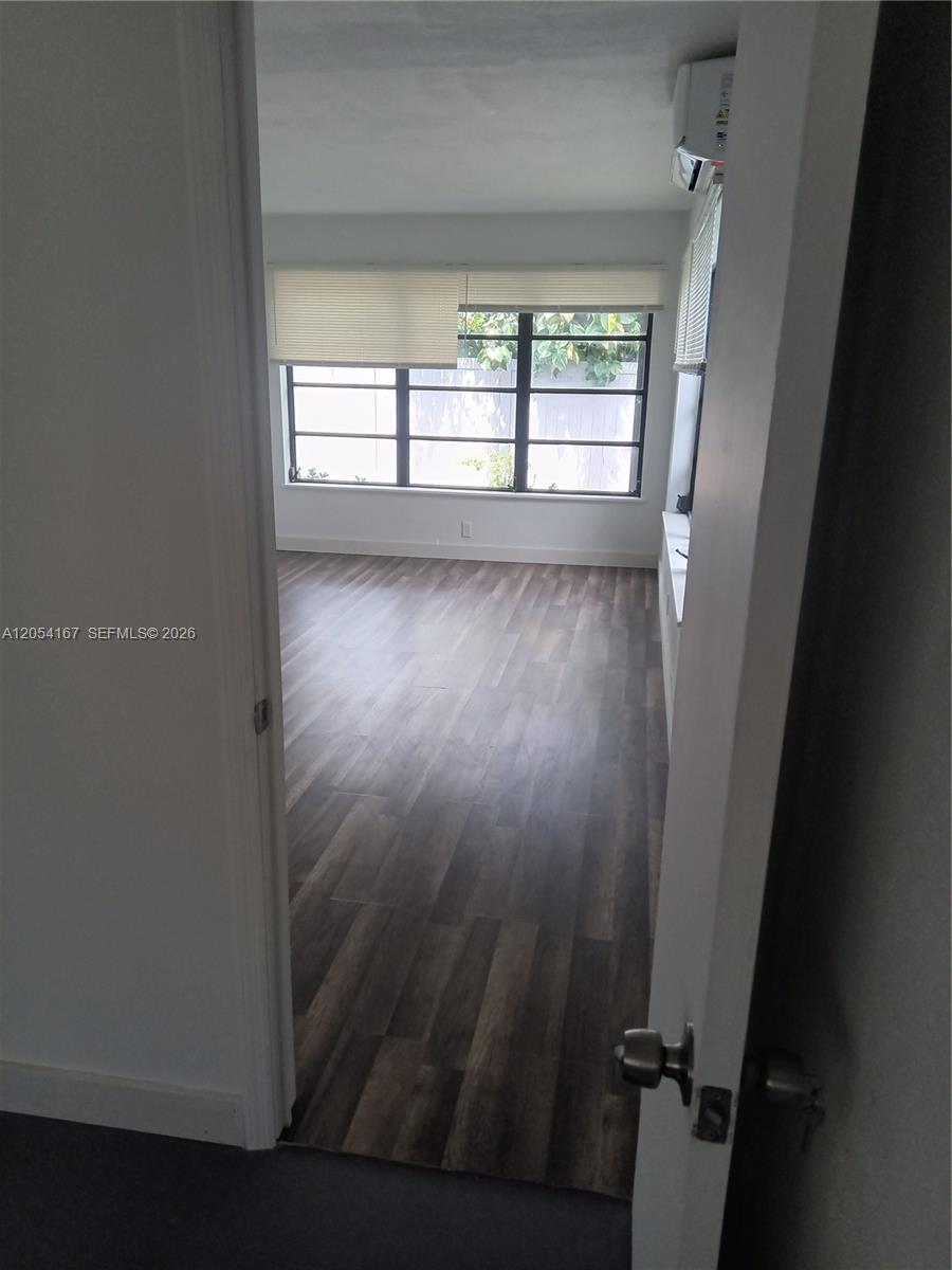 A12054167 Property Photo 2