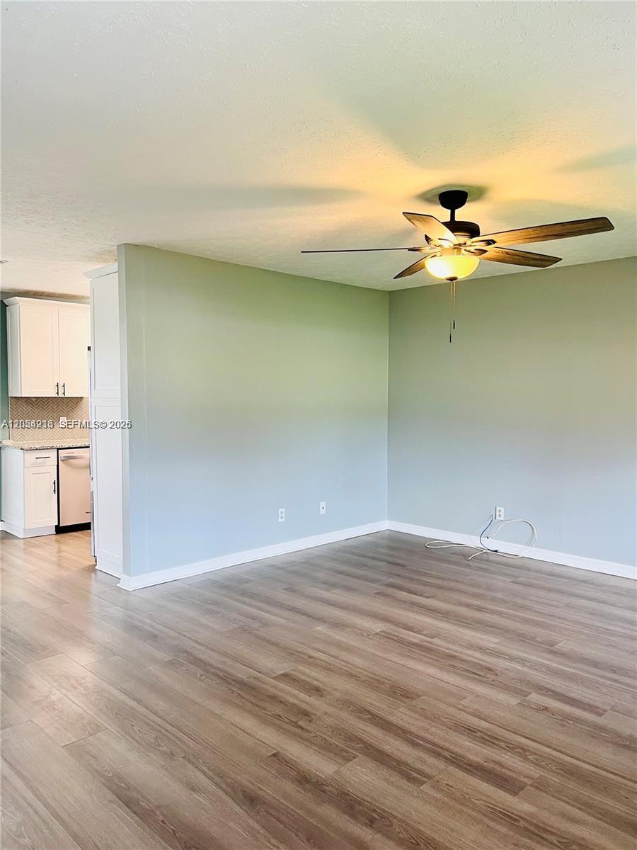 1573 Sw Lexington Drive Property Photo 6