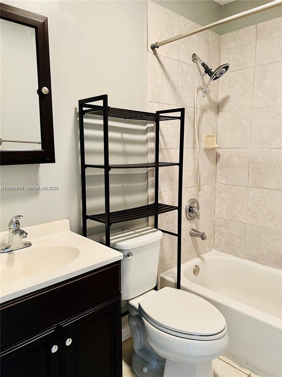 1573 Sw Lexington Drive Property Photo 11