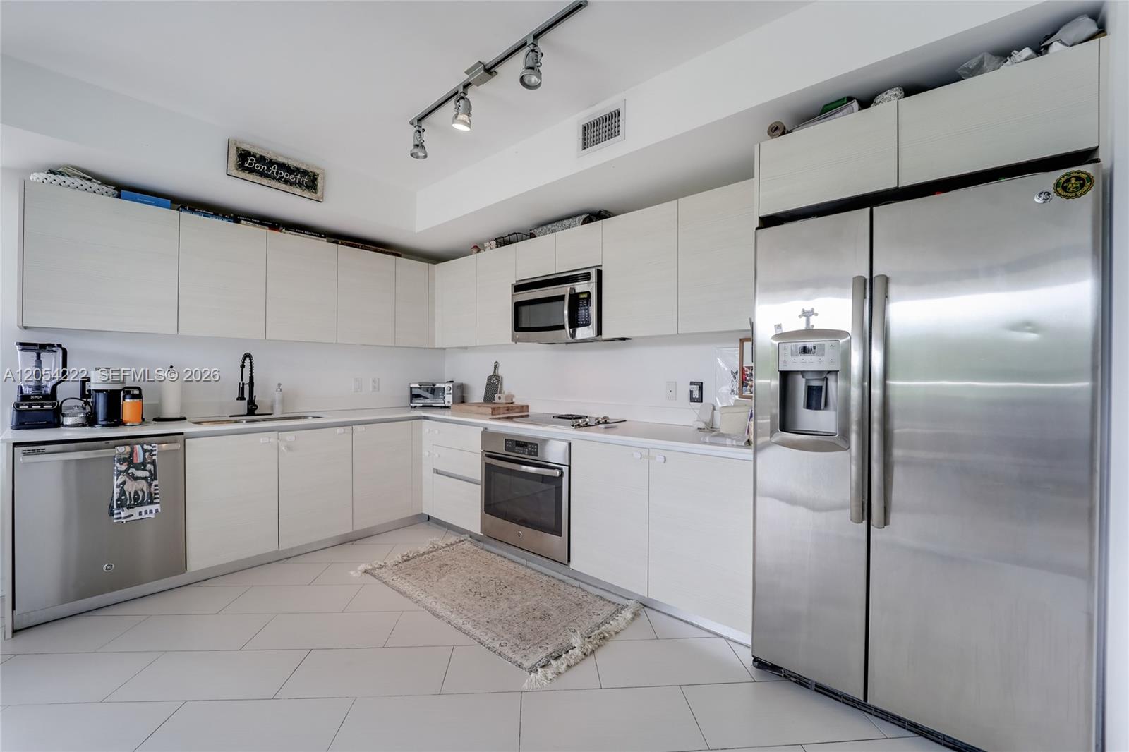 4250 Biscayne Boulevard 301 Property Photo 3