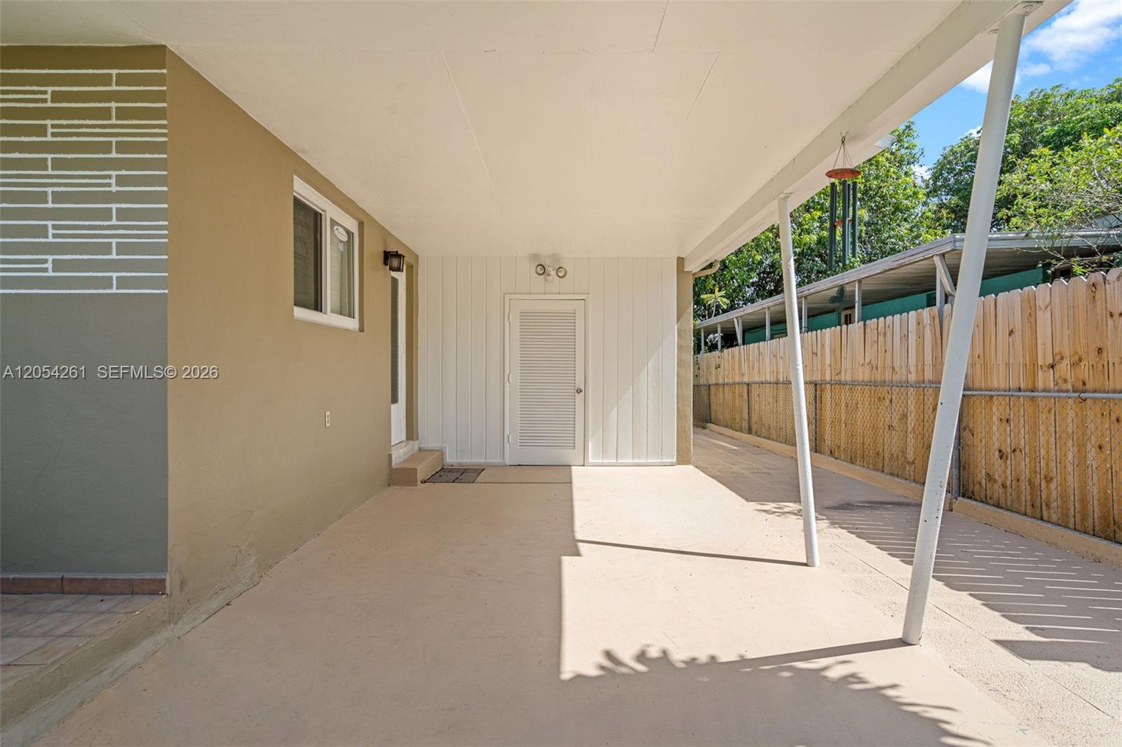 766 E 36th Street Property Photo 8