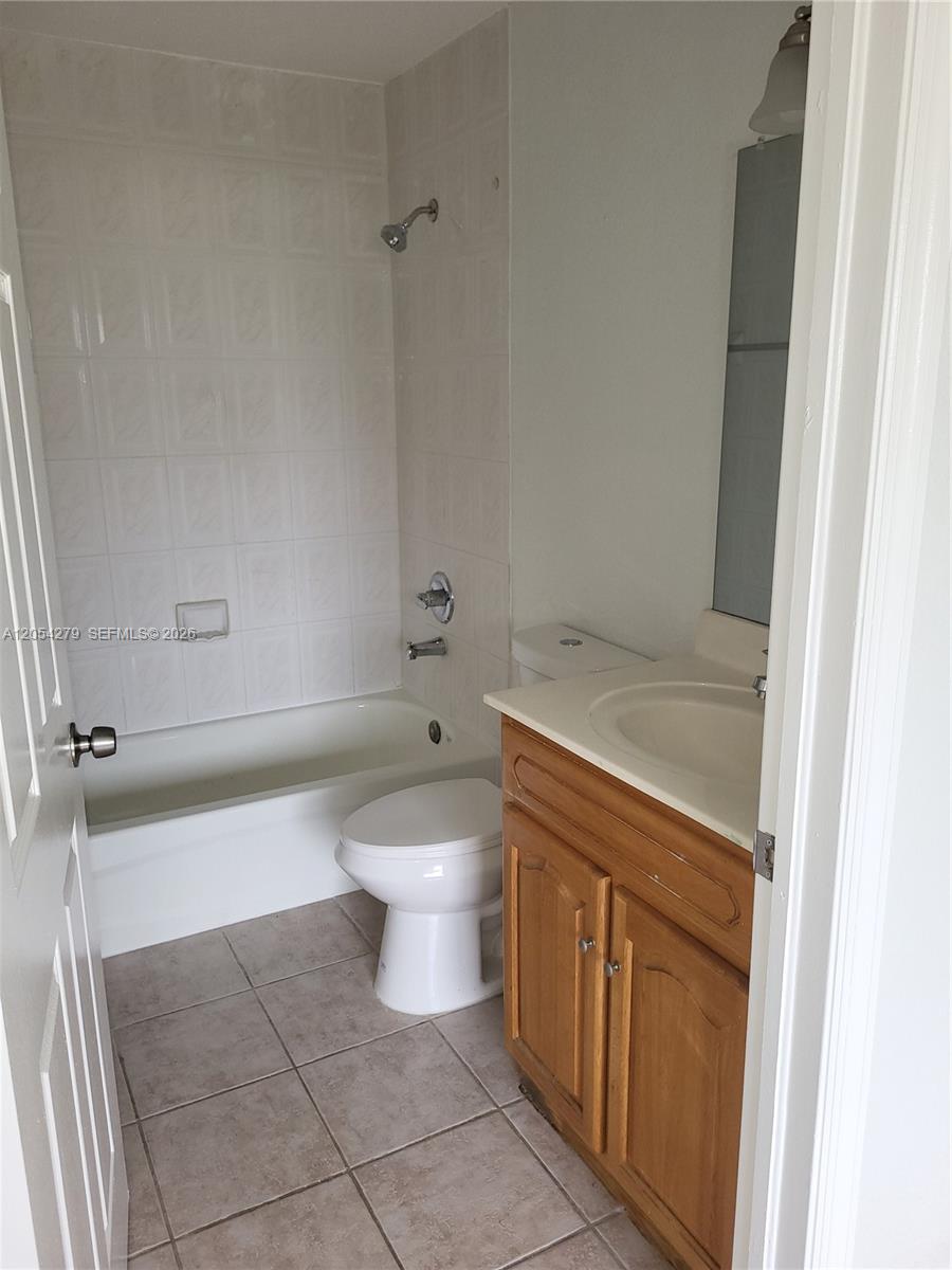 31 Ne 13th Avenue 5 Property Photo 8