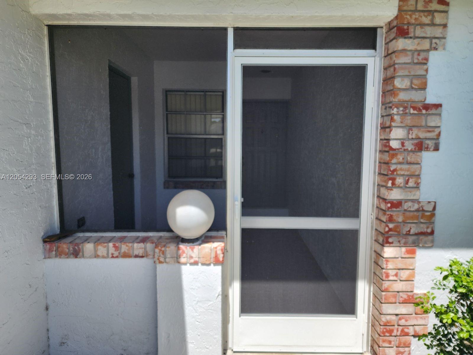171 N Moccasin Trail N Property Photo 3
