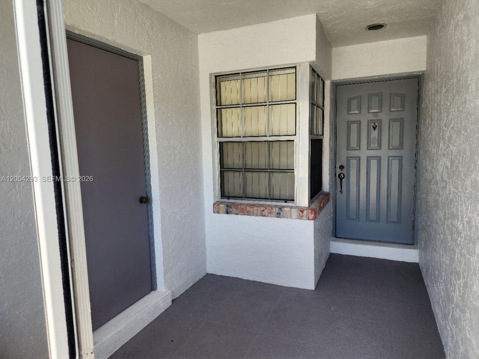 171 N Moccasin Trail N Property Photo 4