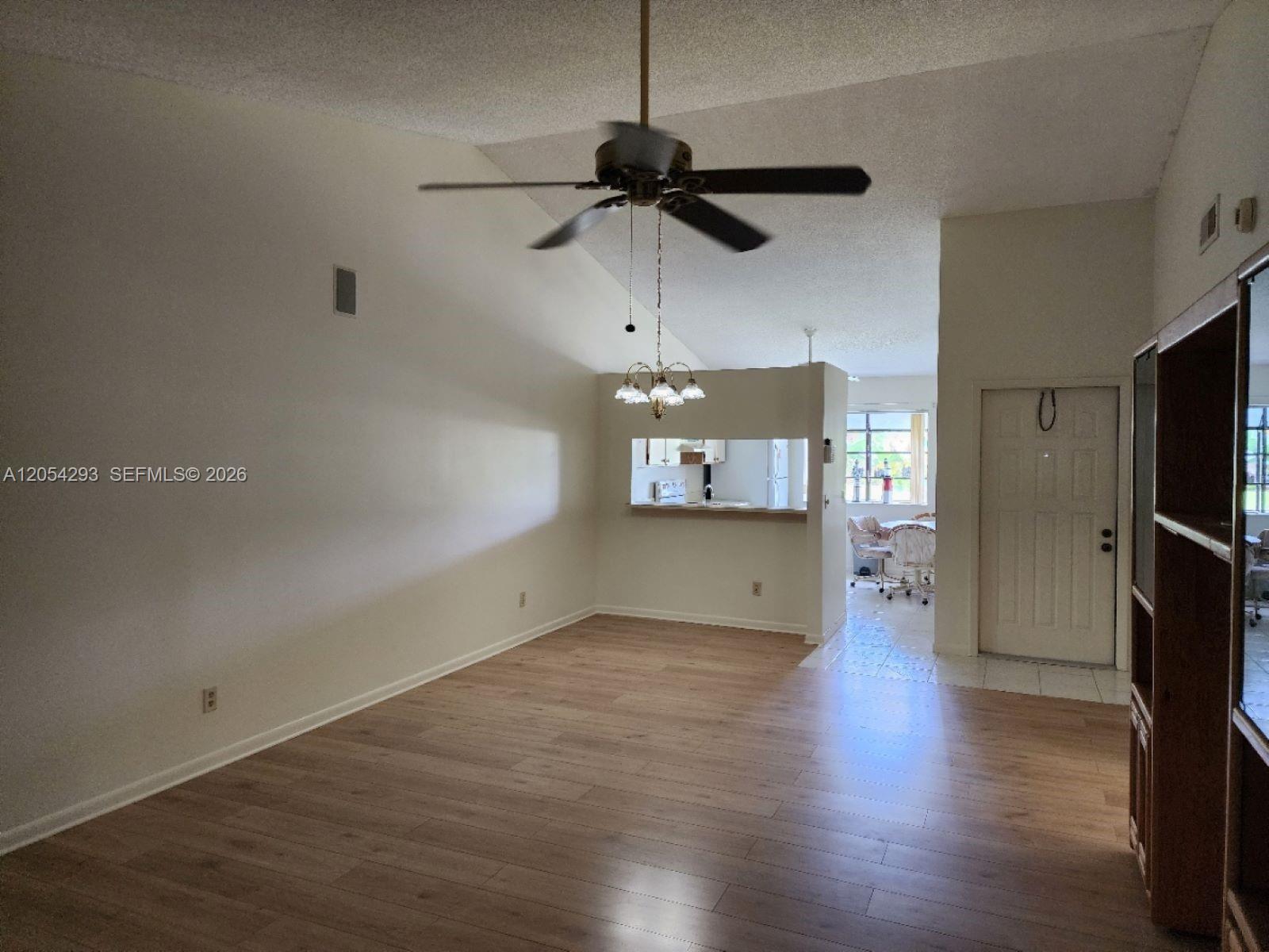 171 N Moccasin Trail N Property Photo 11