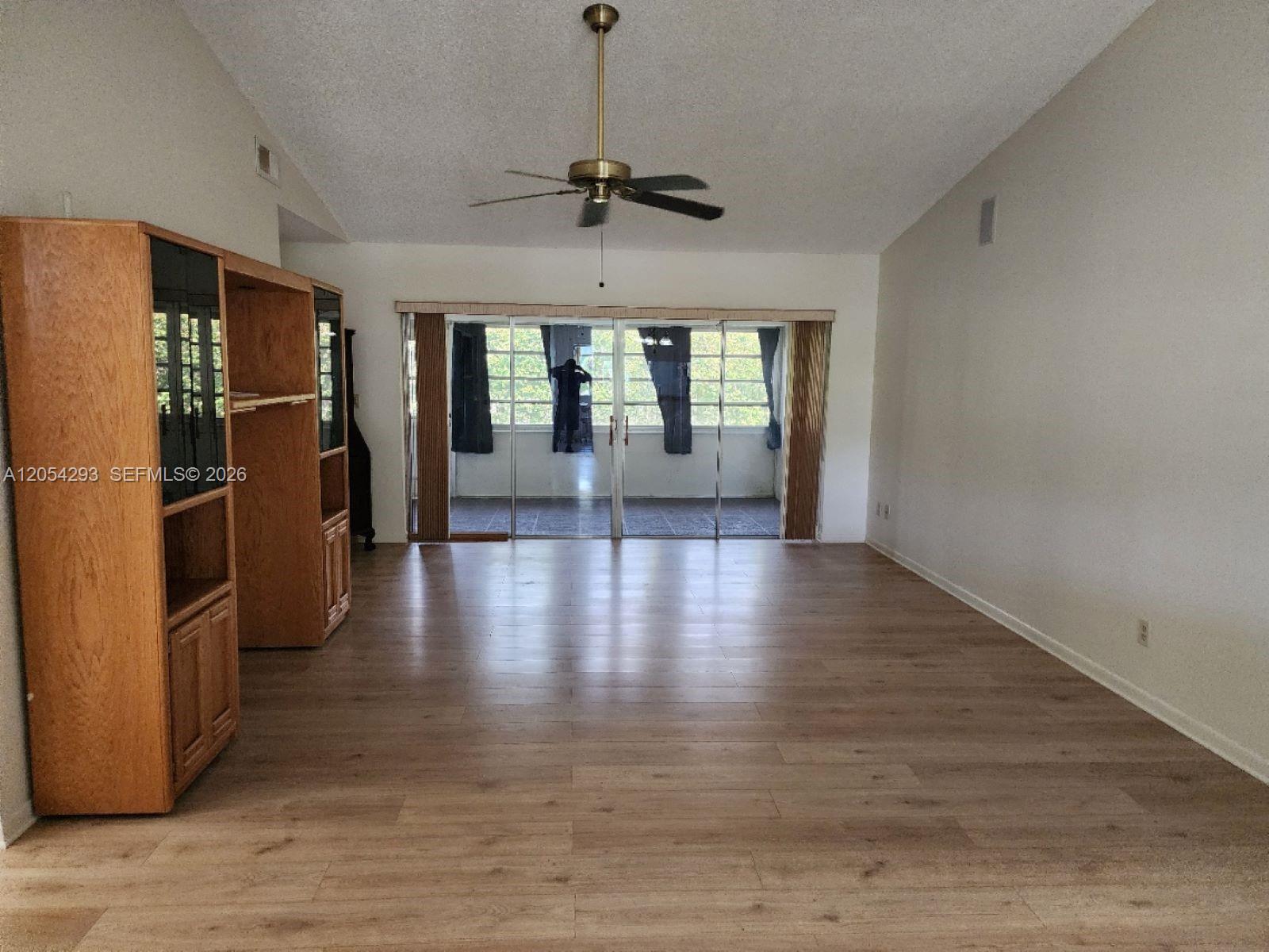 171 N Moccasin Trail N Property Photo 14