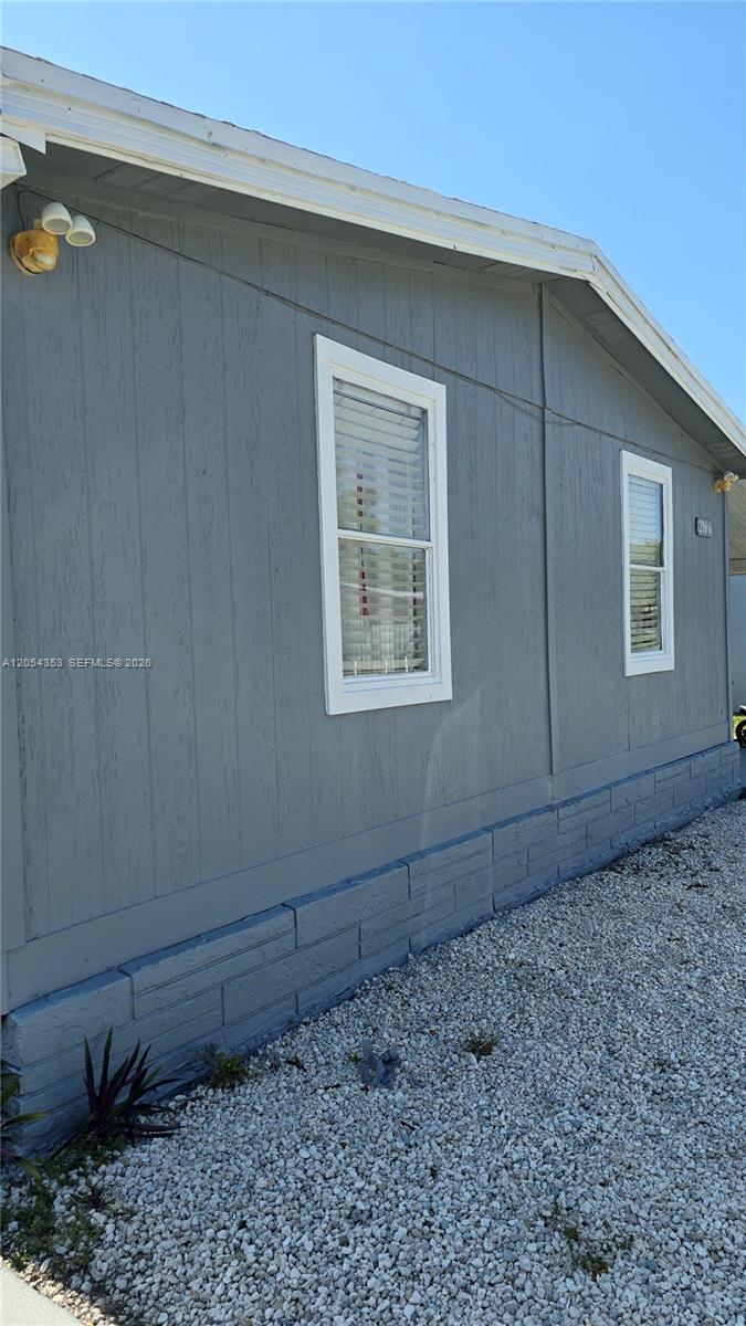 20016 Nw 56 Avenue Property Photo 3