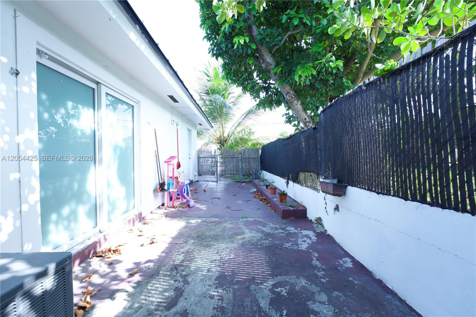 A12054425 Property Photo 2