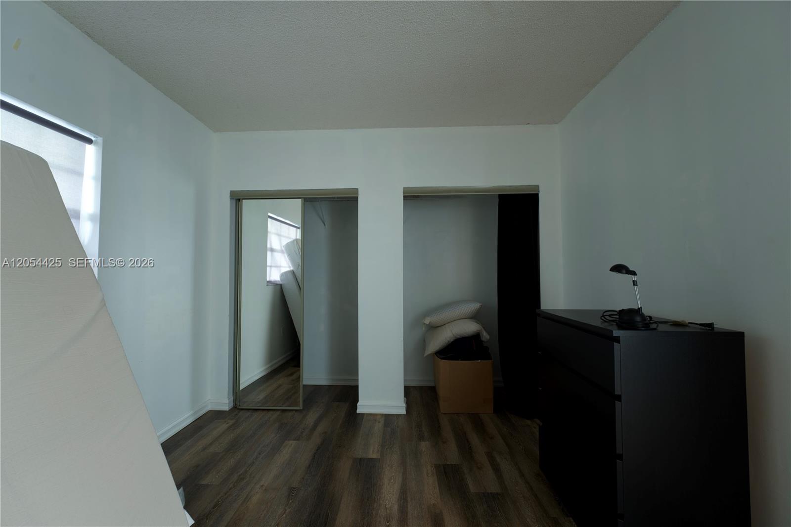 A12054425 Property Photo 4