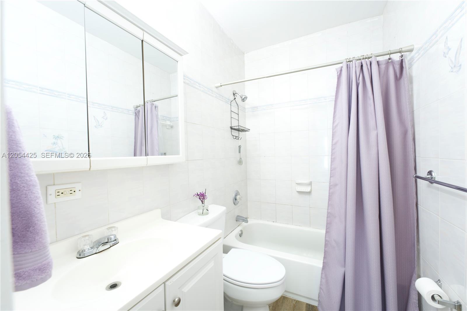 A12054425 Property Photo 5