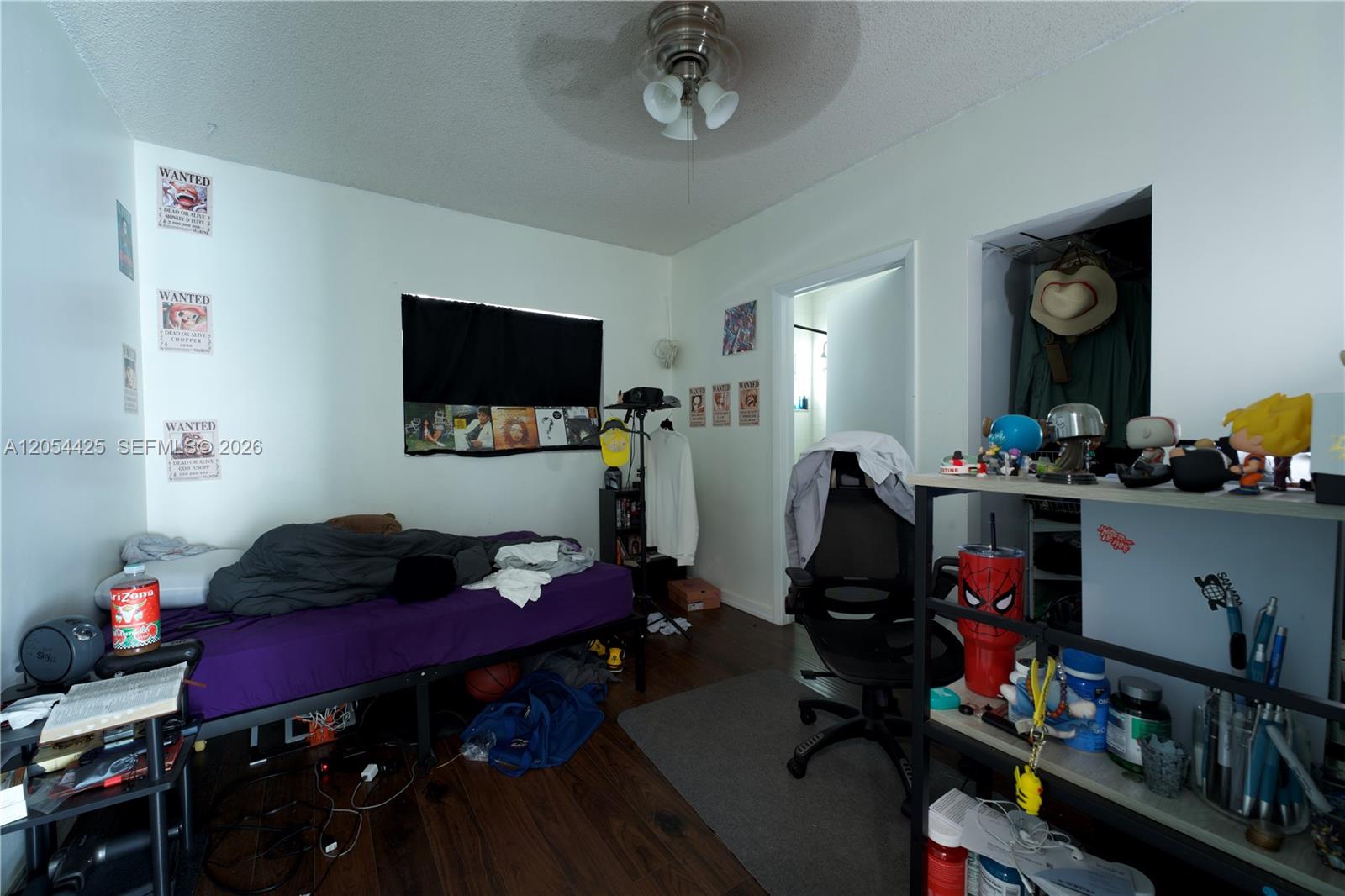 A12054425 Property Photo 9