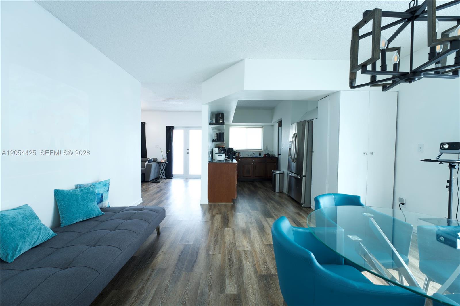 A12054425 Property Photo 13