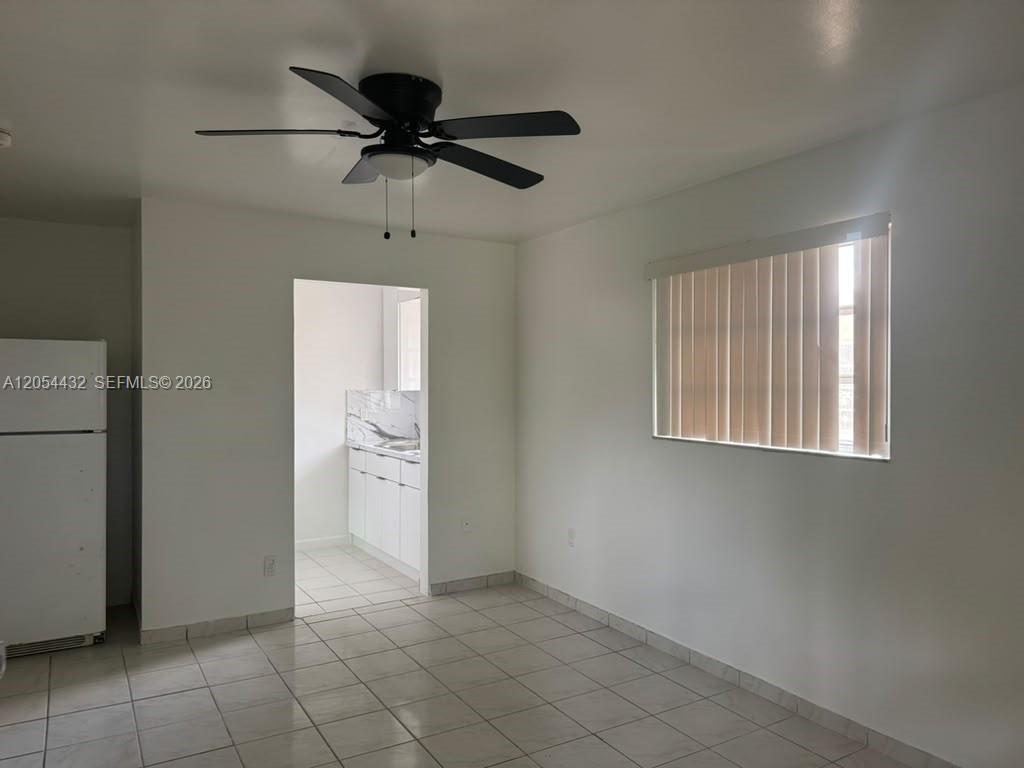 642 E 2nd Avenue B Property Photo 8