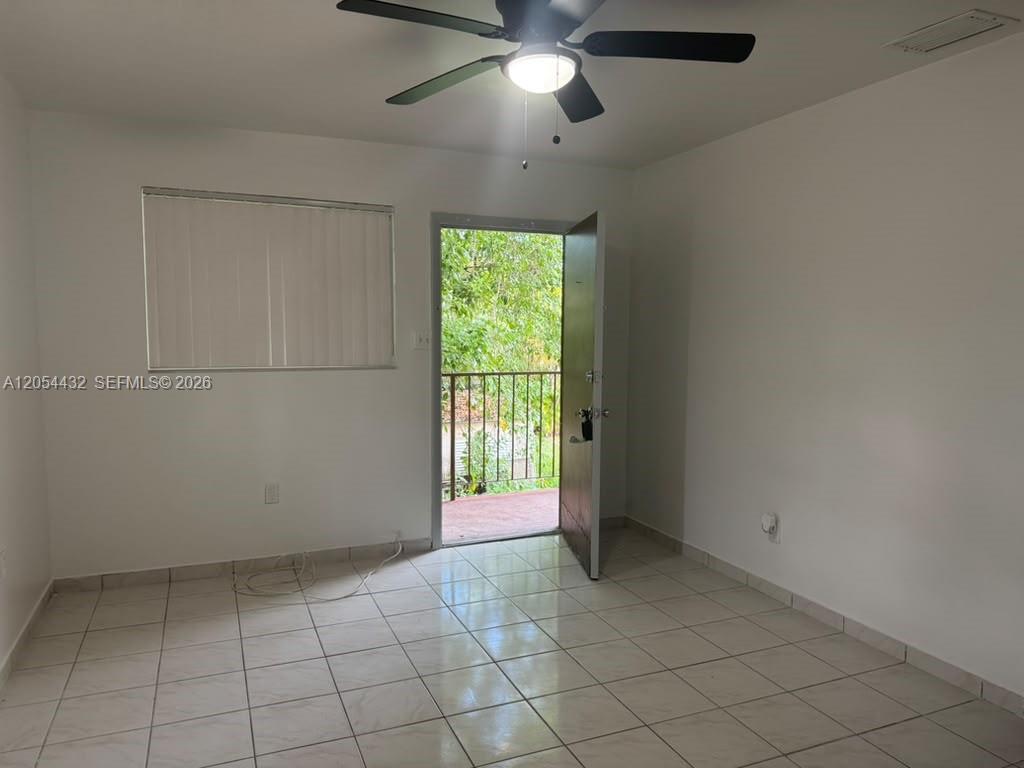 642 E 2nd Avenue B Property Photo 18