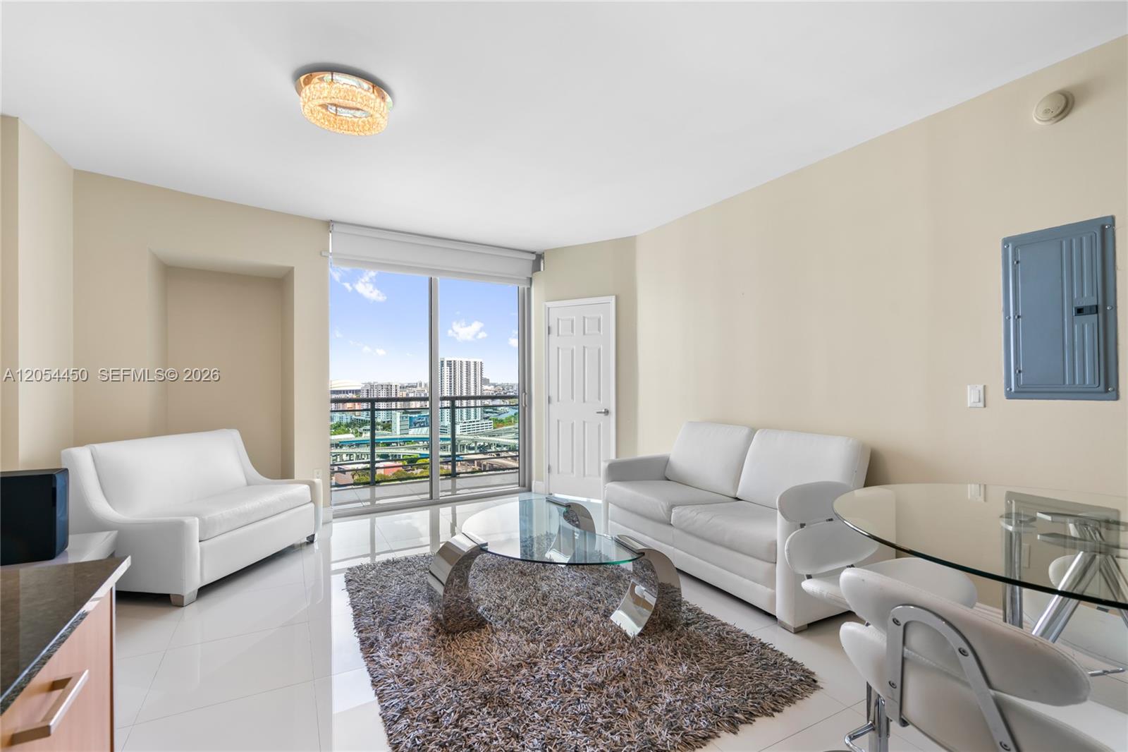 350 S Miami Avenue 2515 Property Photo 1