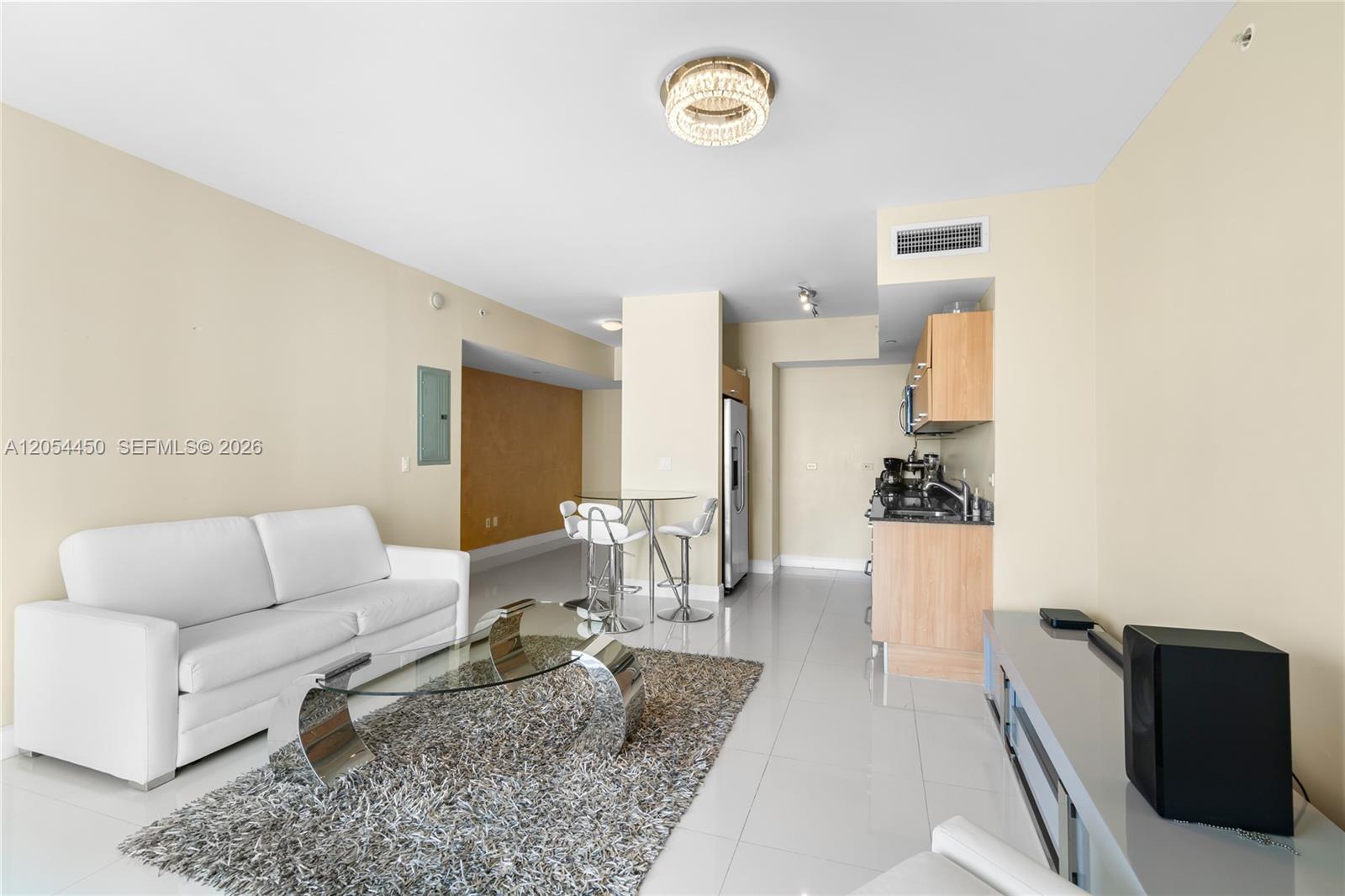 350 S Miami Avenue 2515 Property Photo 2