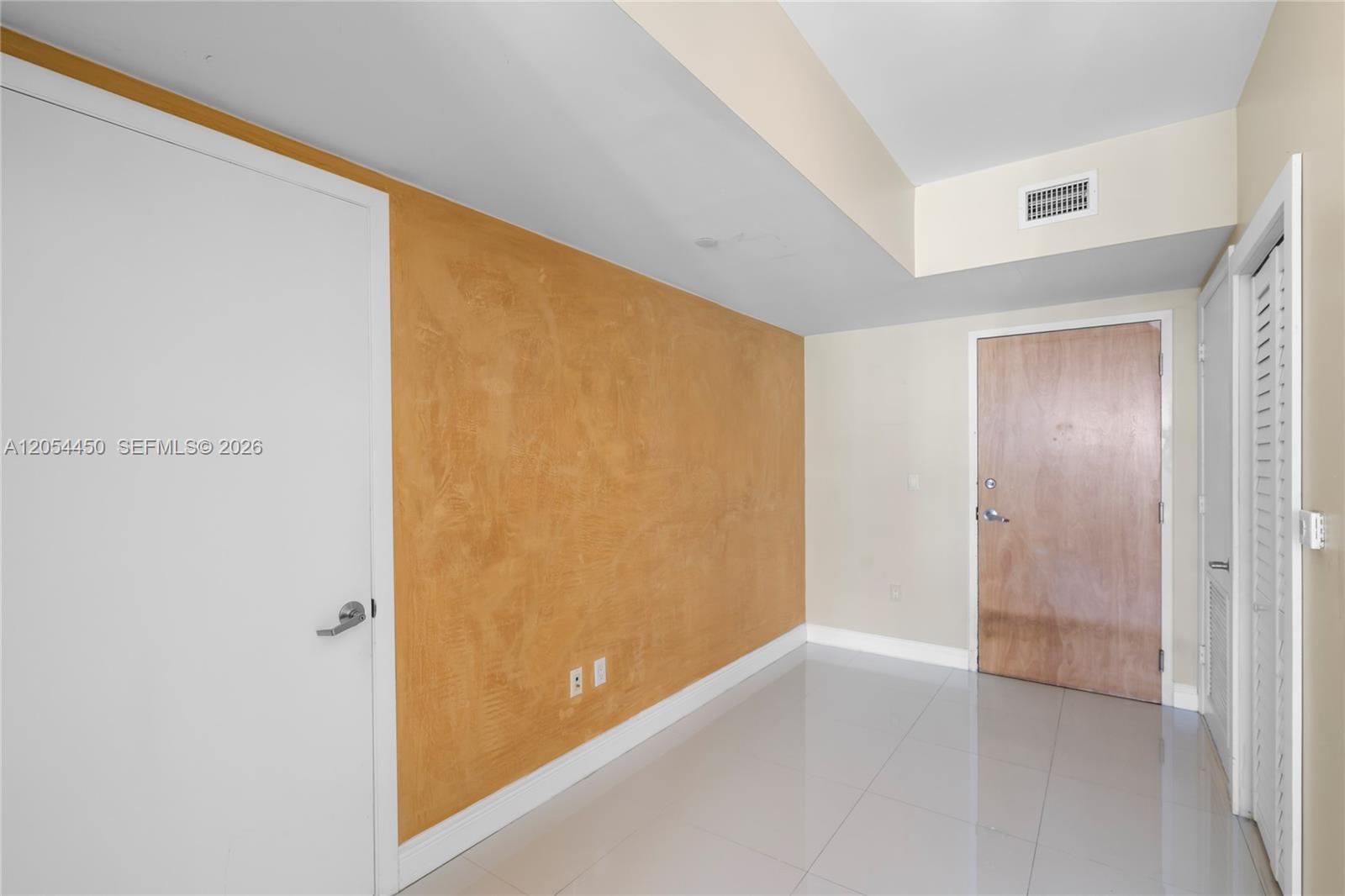 350 S Miami Avenue 2515 Property Photo 7