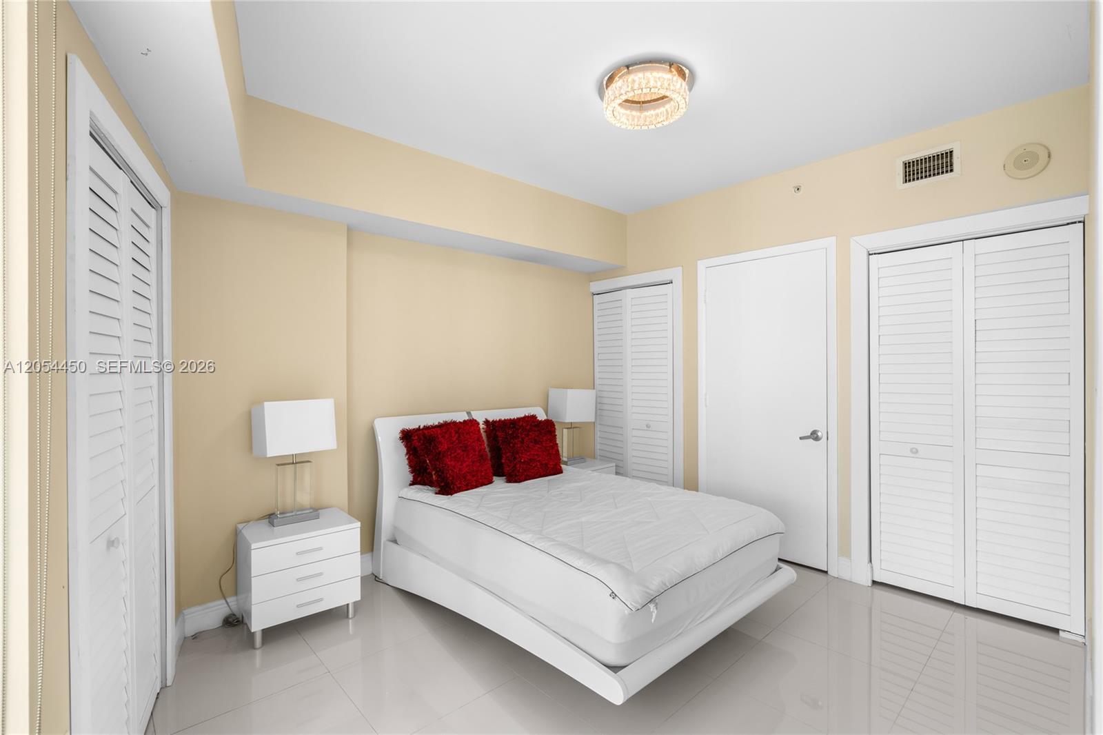 350 S Miami Avenue 2515 Property Photo 12