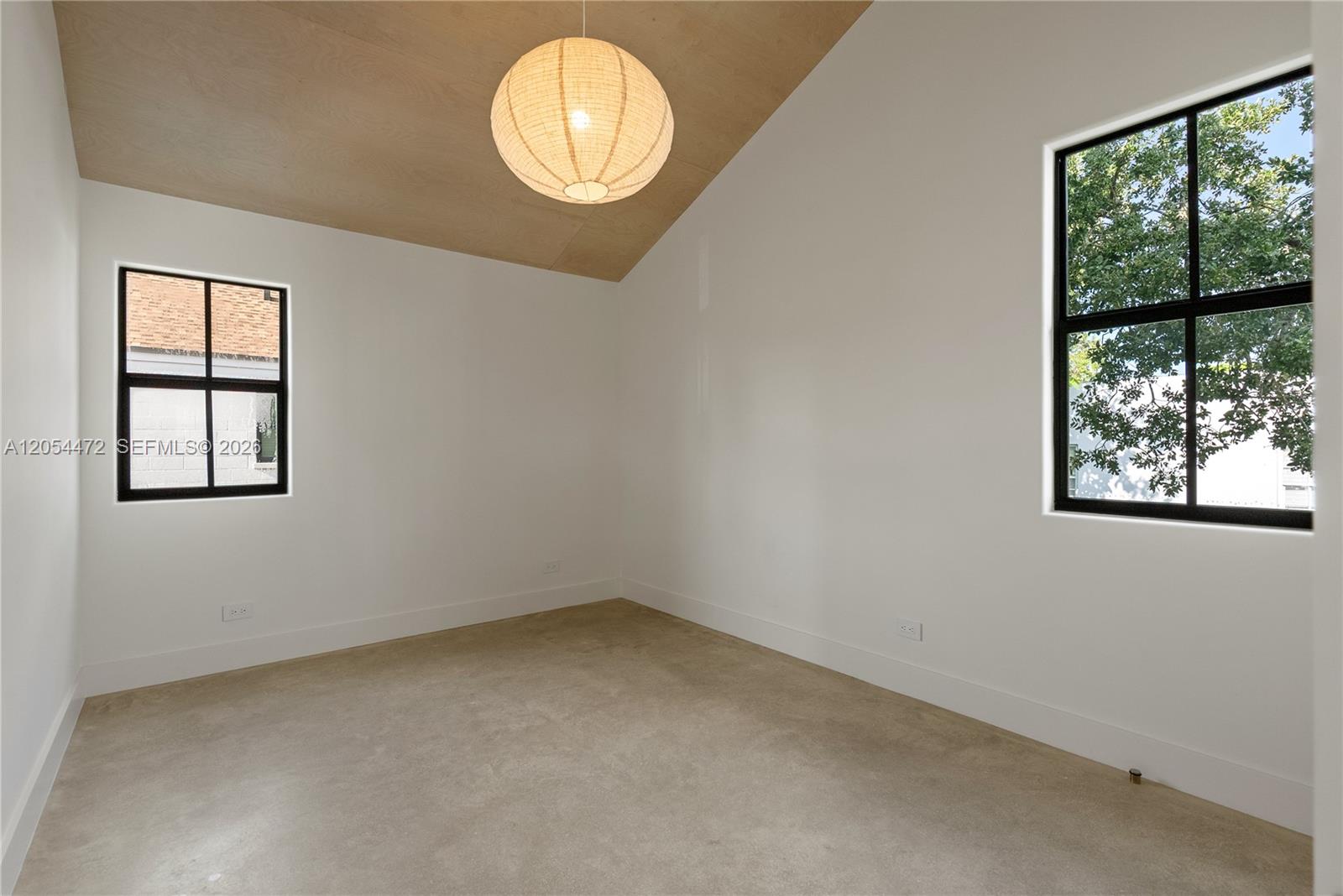 3603 Thomas Avenue Property Photo 6