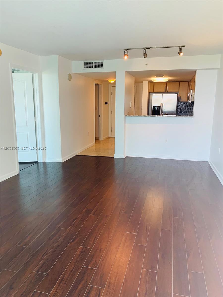 2101 Brickell Avenue 2611 Property Photo 2