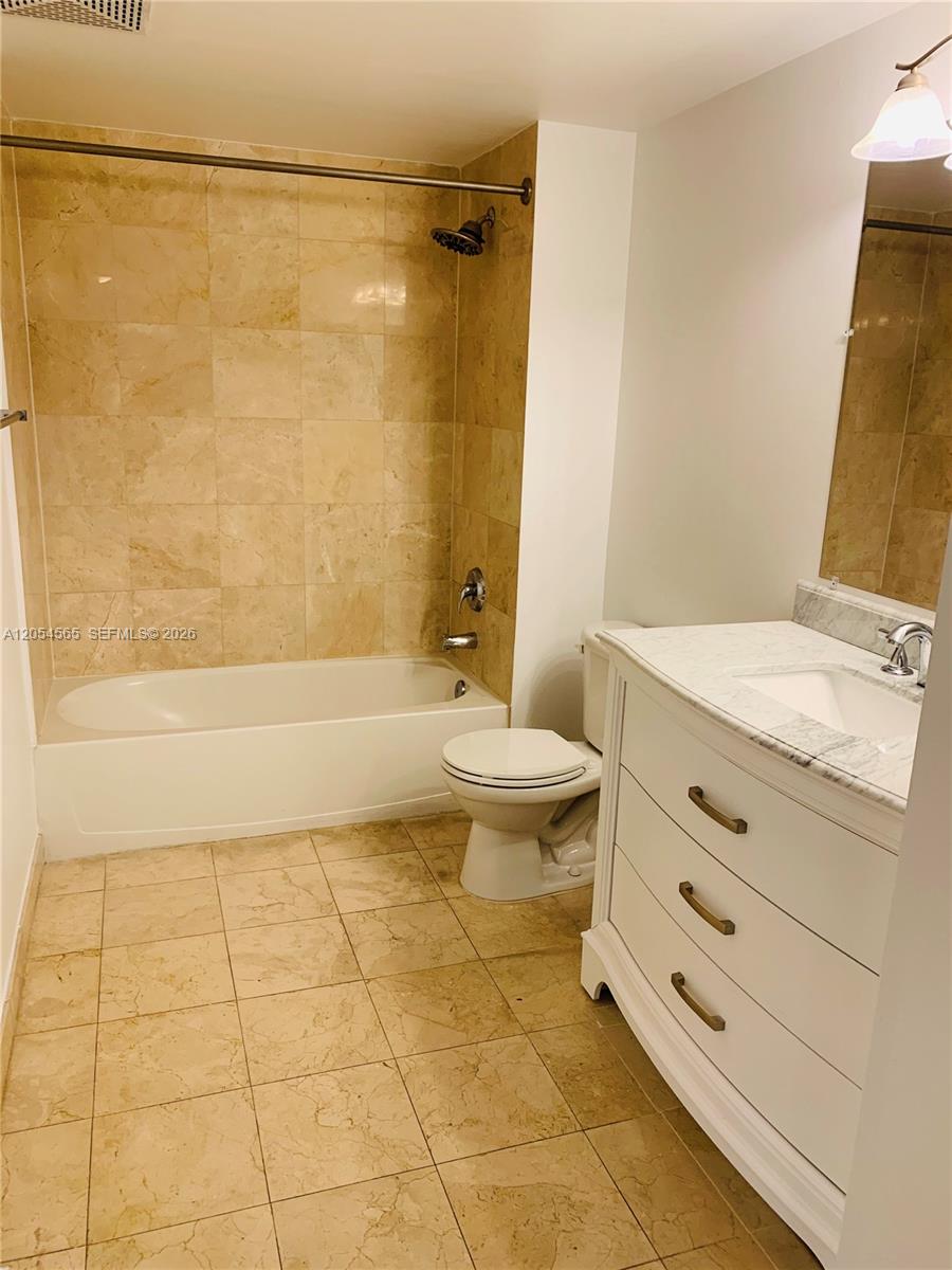 2101 Brickell Avenue 2611 Property Photo 6